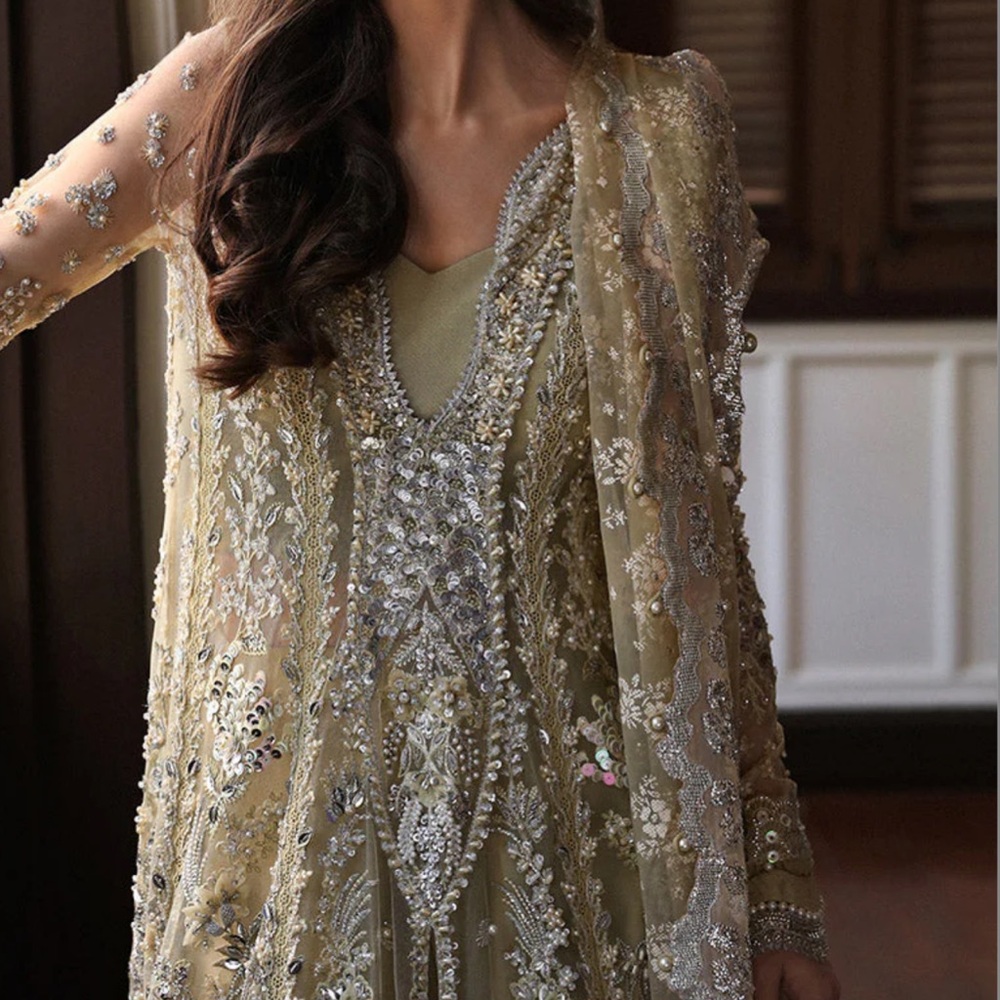 Embroidered Long Sleeve Maxi Dress in Gold